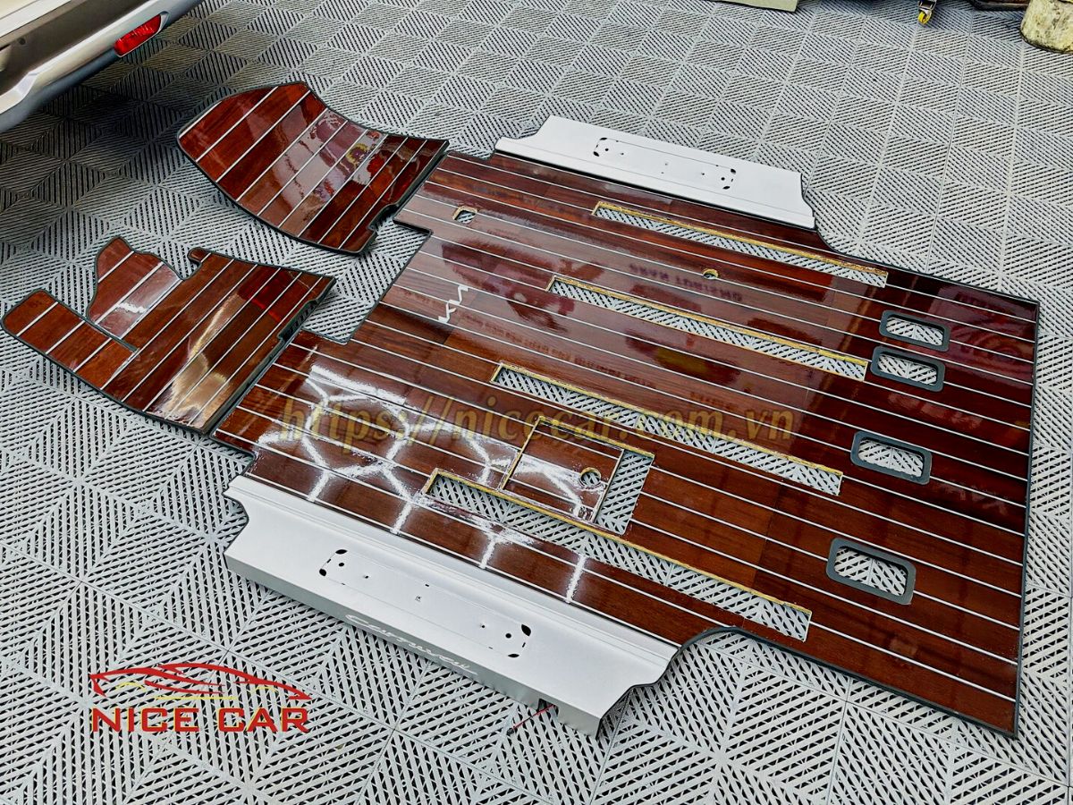 san-go-teak-nam-my-mau-do-3