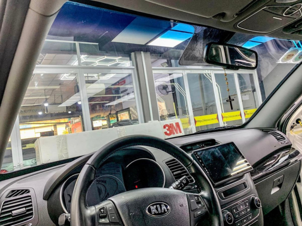 Kia-Sorento-do-limousine-sieu-tien-nghi-sang-trong-15