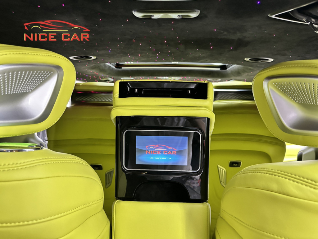 goi-do-Limousine-Carnival-mau-xanh-bo-tre-trung-5