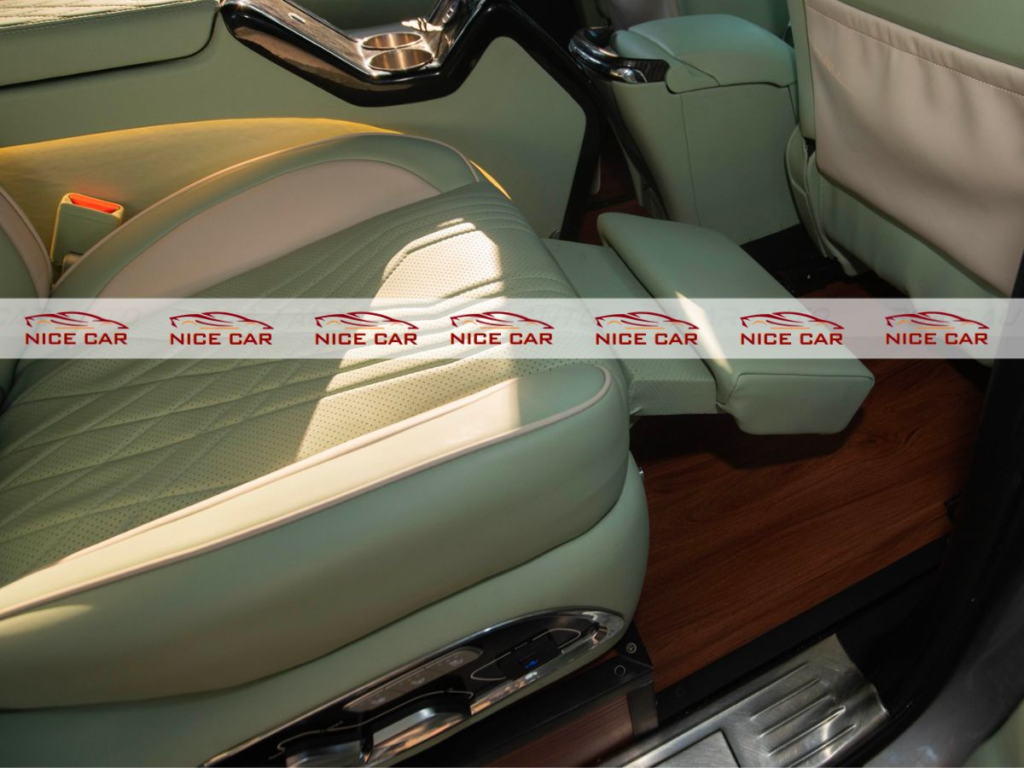 toyota-innova-do-limousine-tien nghi-thoai-mai-22