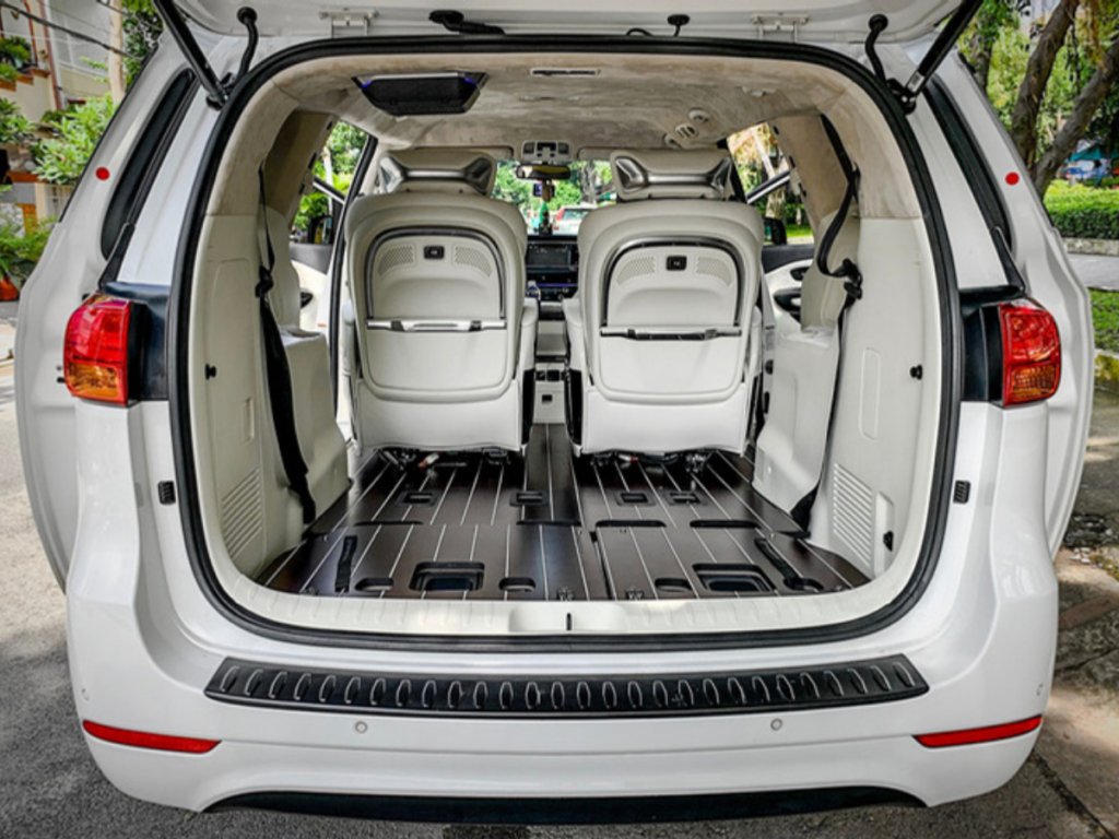 do-Limousine-Sedona-phien-ban-nhu-zin-5