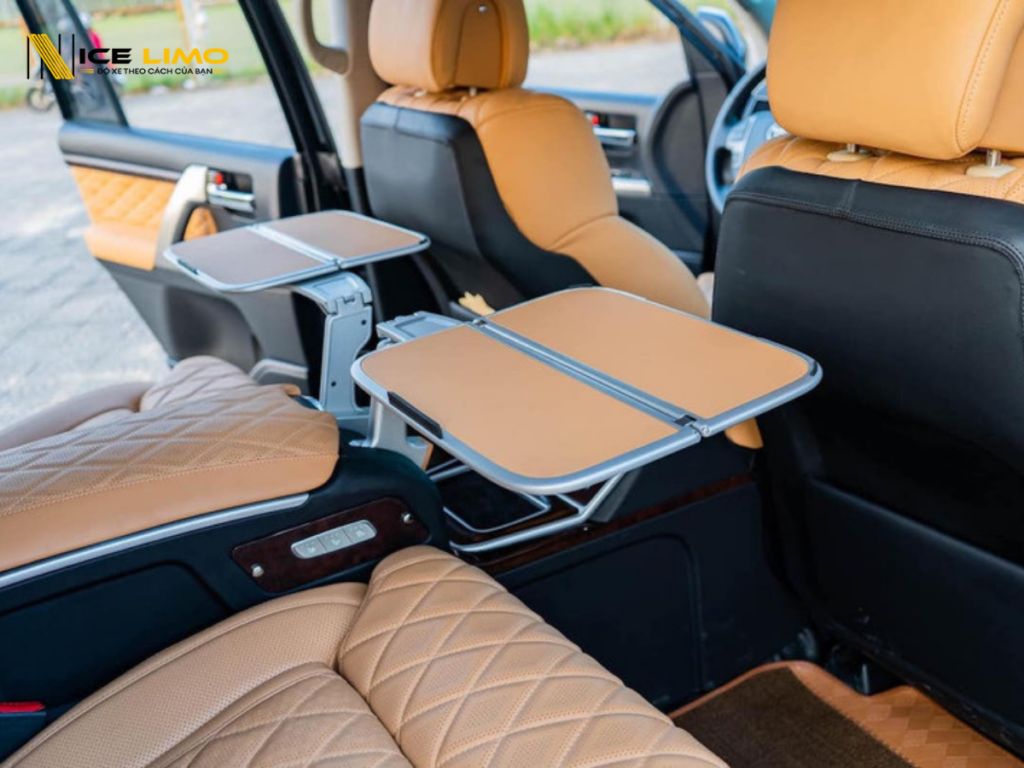 Nâng cấp bàn ăn, bàn làm việc cho Toyota Innova