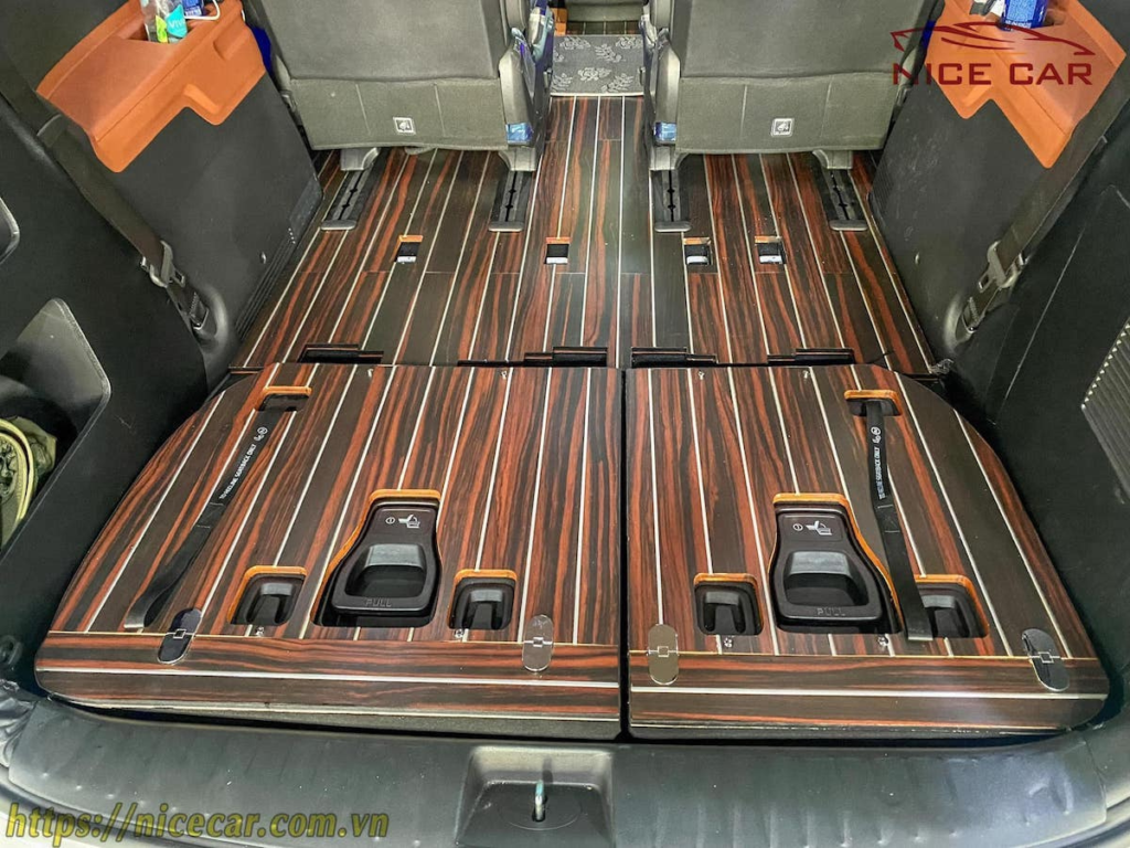 do-san-go-xe-Alphard-cao-cap-6